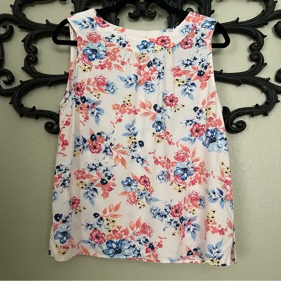 Talbots Top Sleeveless Floral Size Medium - Picture 3 of 11